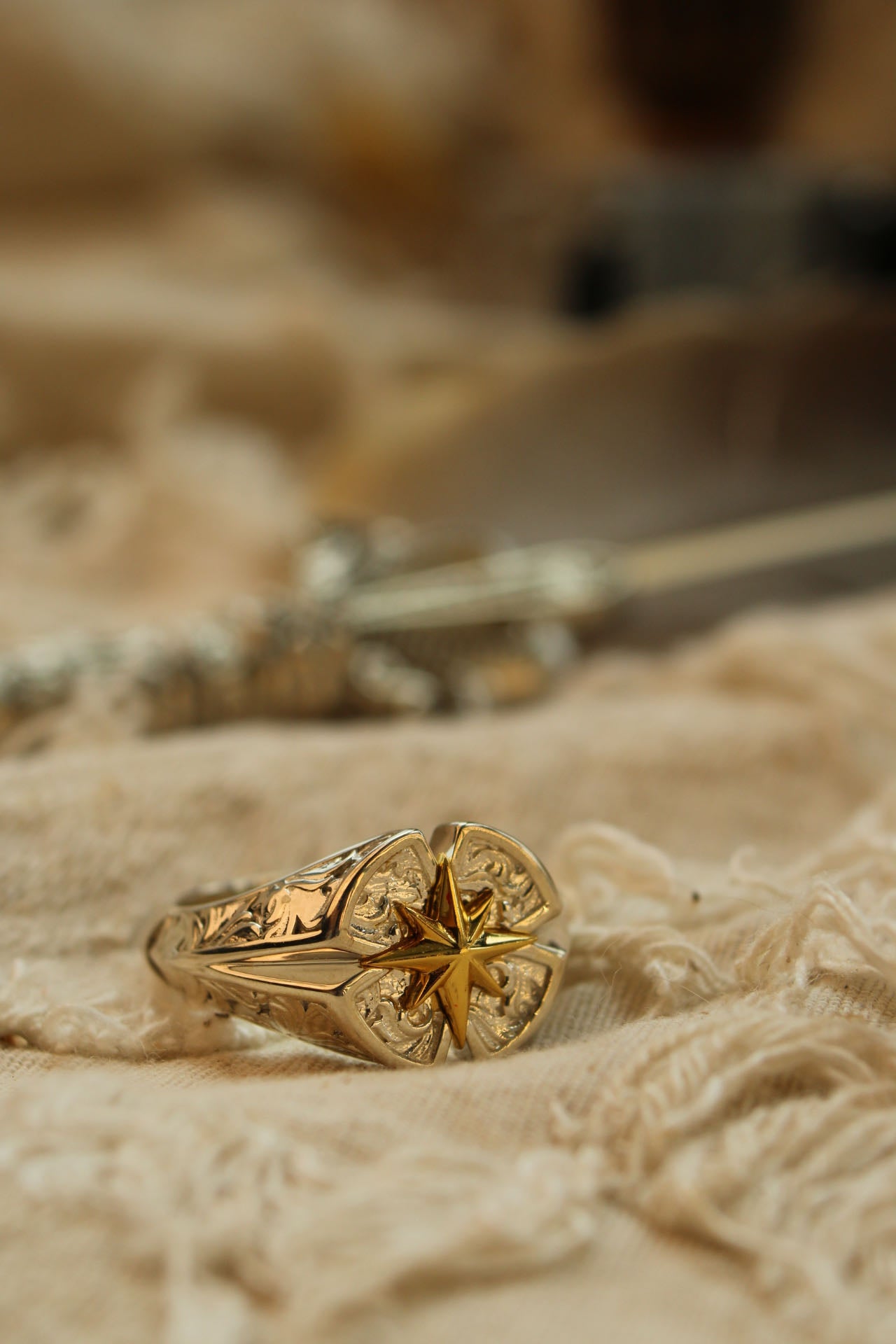 Windrose Polar Star Compass Signet Ring