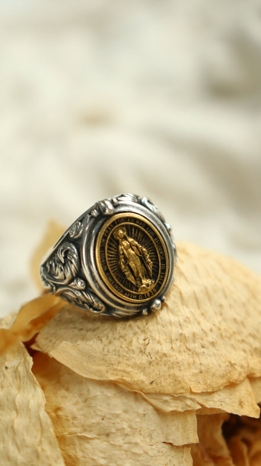 Virgin Maria Signet Ring